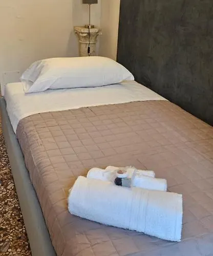 Apartamento Belle Arti 42 *