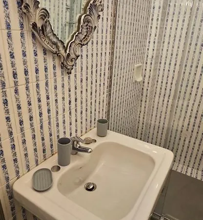 Belle Arti 42 בולוניה